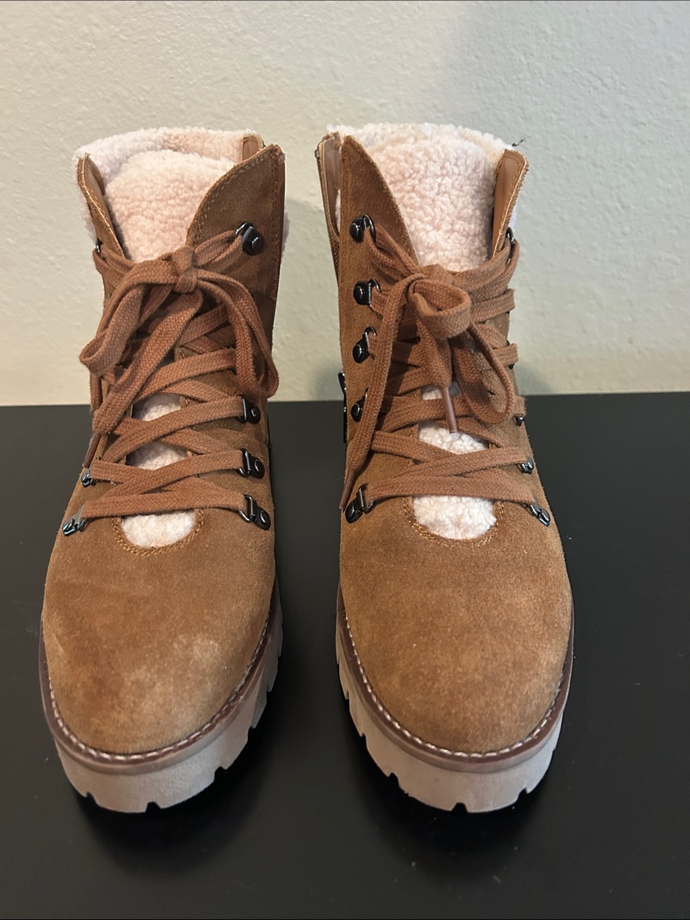 Blondo Women’s Brown Suede Lace-Up Shearling-Trim Waterproof Winter Boots